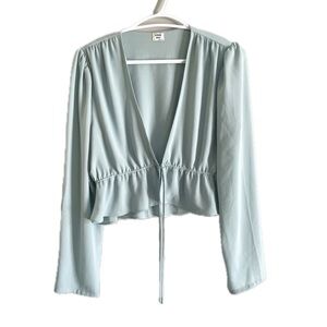 Aritzia Sunday Best Kimberley Front Tie Blouse in Baby Blue Size Medium